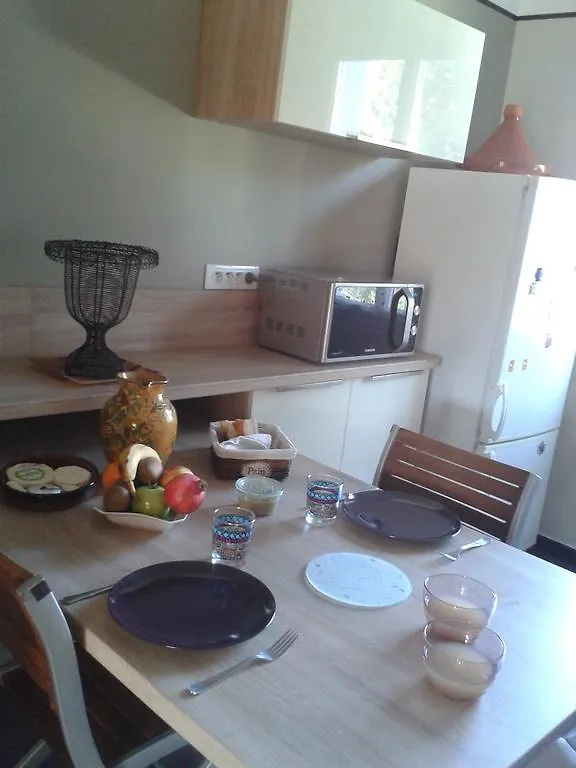 Apartment Appart Ensoleille Proche Remparts Avignon France